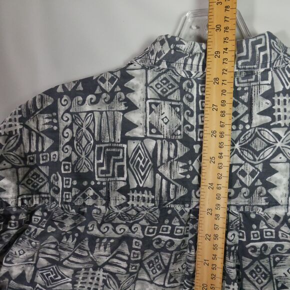 Gotcha Sport Men's Size L Hawaiian Button Down Shirt Gray Geometric Pattern - Picture 9 of 11